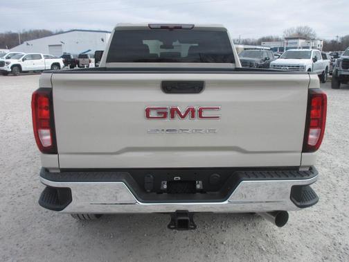 2026 GMC Sierra 2500 Pro