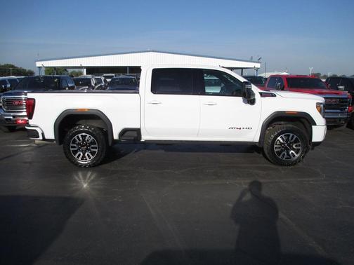 2023 GMC Sierra 2500 AT4