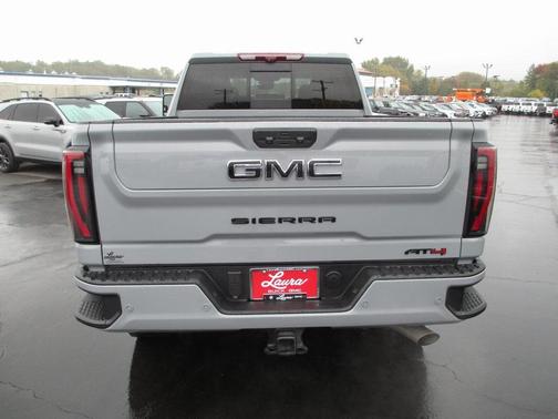 2025 GMC Sierra 2500 AT4