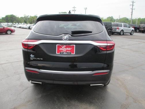 2020 Buick Enclave Essence