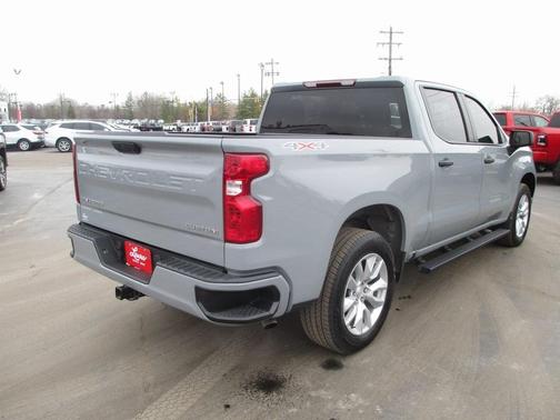 2024 Chevrolet Silverado 1500 Custom