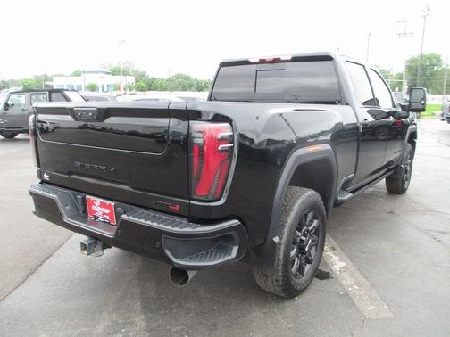 2024 GMC Sierra 3500 AT4
