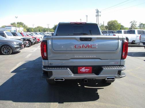 2024 GMC Sierra 1500 AT4