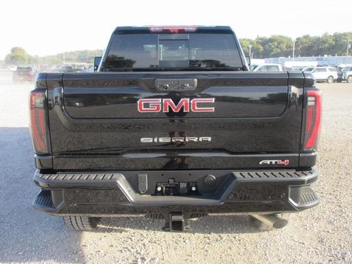 2026 GMC Sierra 2500 AT4