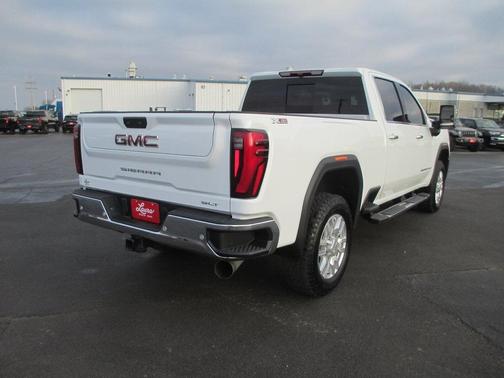2024 GMC Sierra 2500 SLT