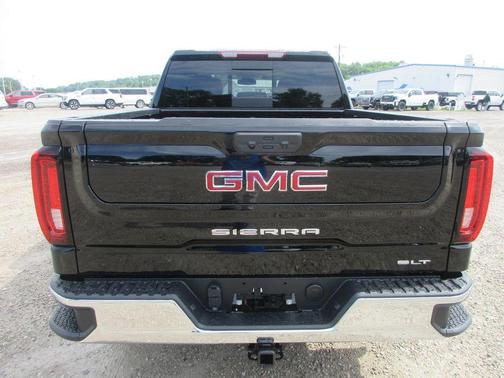 Onyx Black 2026 GMC Sierra 1500 SLT