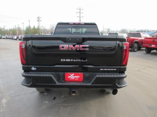 2025 GMC Sierra 2500 Denali