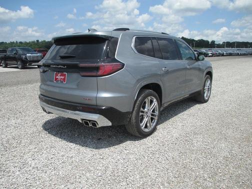 2025 GMC Acadia Denali