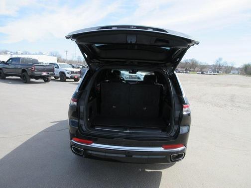 2021 Jeep Grand Cherokee L Summit