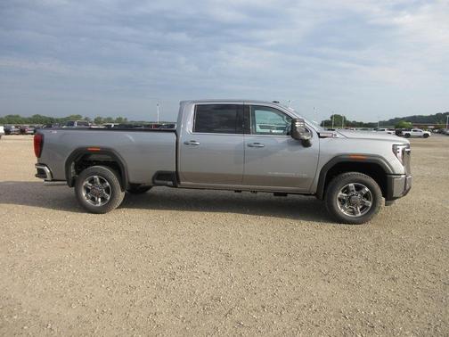 2025 GMC Sierra 3500 SLE