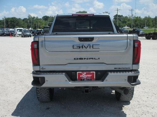 2025 GMC Sierra 2500 Denali Ultimate