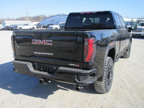 2026 GMC Sierra 2500 AT4