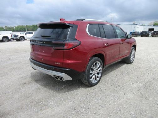 2025 GMC Acadia Denali
