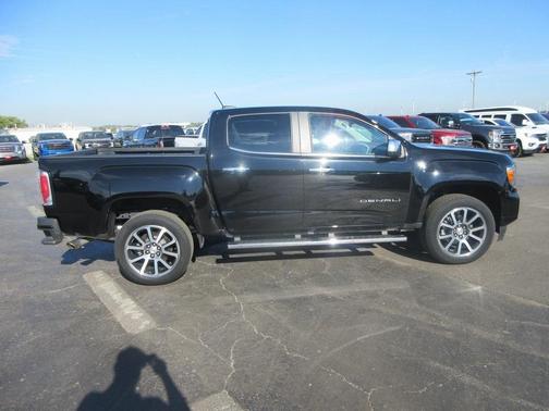 2022 GMC Canyon Denali