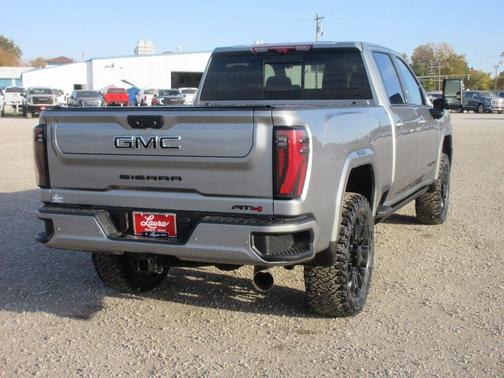 2026 GMC Sierra 3500 AT4