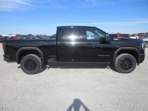 2026 GMC Sierra 2500 AT4