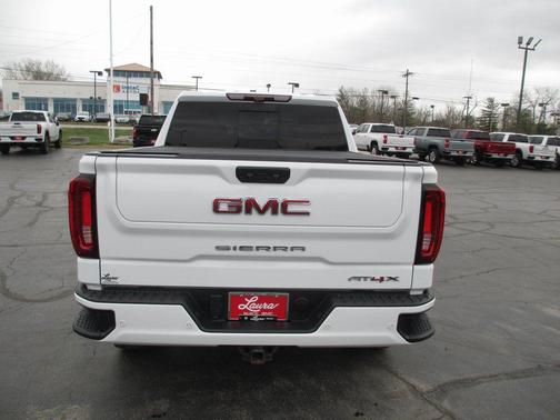 2022 GMC Sierra 1500 AT4X