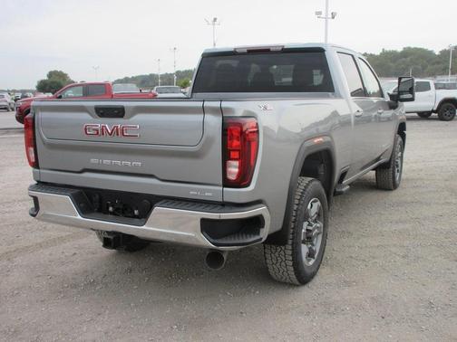 2026 GMC Sierra 2500 SLE