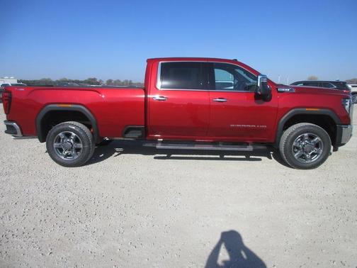 2026 GMC Sierra 3500 SLT