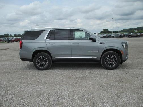 2025 GMC Yukon Elevation