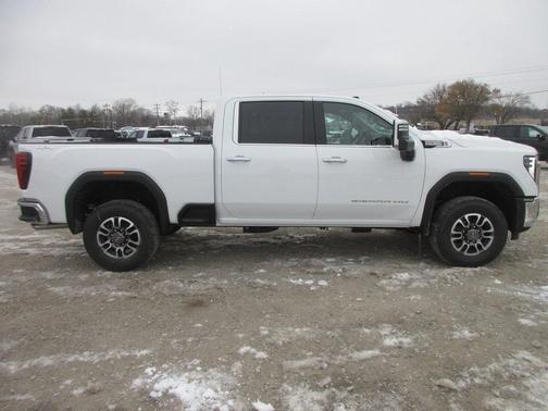 2026 GMC Sierra 2500 SLT
