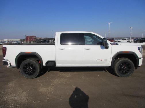 2026 GMC Sierra 2500 AT4