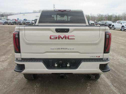 2026 GMC Sierra 2500 AT4