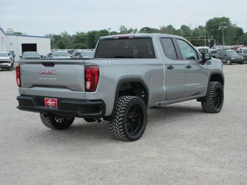 2025 GMC Sierra 1500 Pro