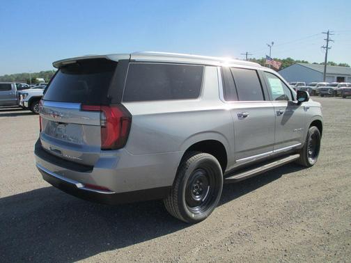 Sterling 2026 GMC Yukon XL Elevation