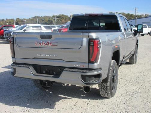 2026 GMC Sierra 3500 AT4