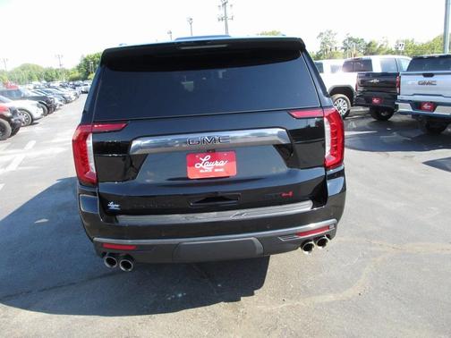 2024 GMC Yukon XL AT4