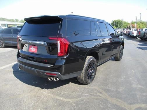 2024 GMC Yukon XL AT4