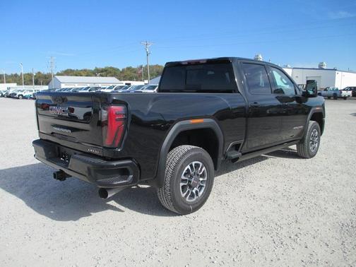 2026 GMC Sierra 2500 AT4