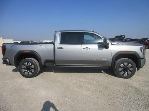 2026 GMC Sierra 2500 Denali