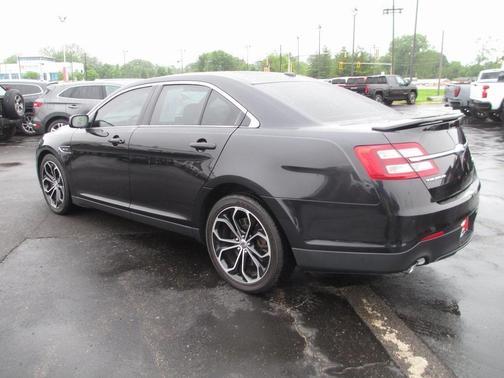 2013 Ford Taurus SHO