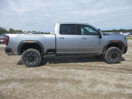 Sterling 2026 GMC Sierra 2500 AT4X