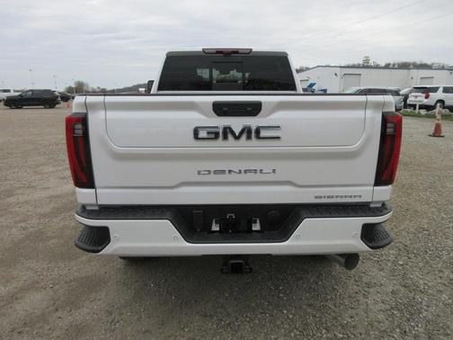 2025 GMC Sierra 2500 Denali Ultimate