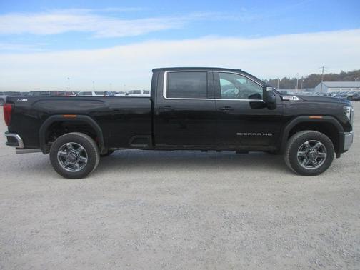 2026 GMC Sierra 3500 SLE