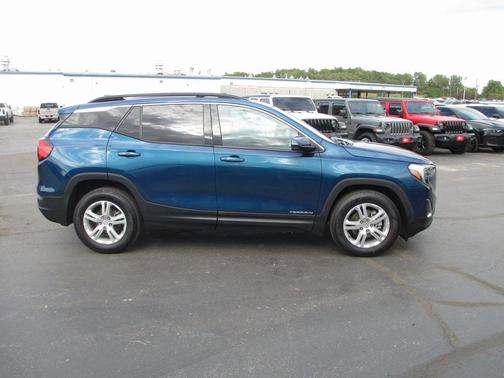 2020 GMC Terrain SLE