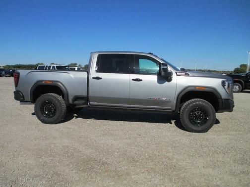 2025 GMC Sierra 2500 AT4X