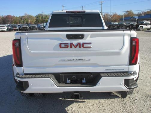 2026 GMC Sierra 3500 Denali