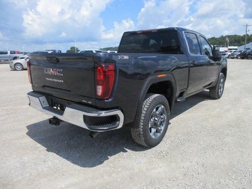 2025 GMC Sierra 2500 SLE