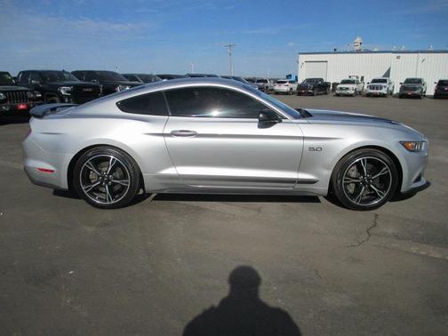 2017 Ford Mustang GT Premium