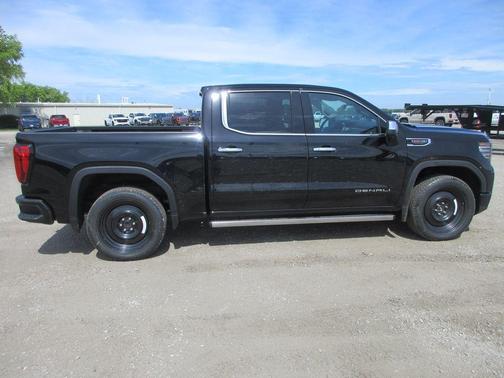 Onyx Black 2026 GMC Sierra 1500 Denali