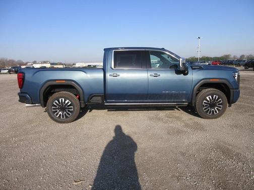 2025 GMC Sierra 2500 Denali Ultimate