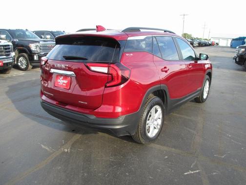 2022 GMC Terrain SLE