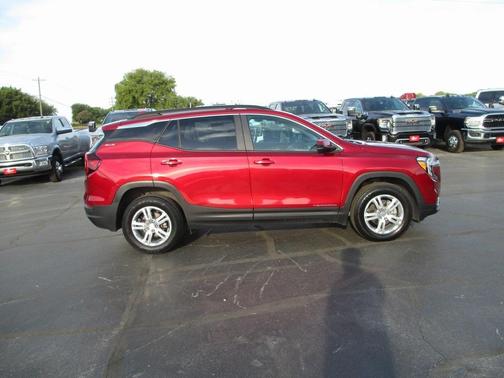 2022 GMC Terrain SLE