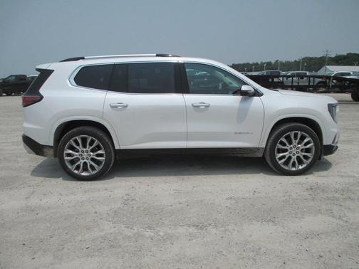 2025 GMC Acadia Denali