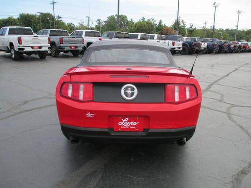2012 Ford Mustang V6