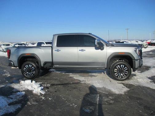 2024 GMC Sierra 2500 Denali Ultimate